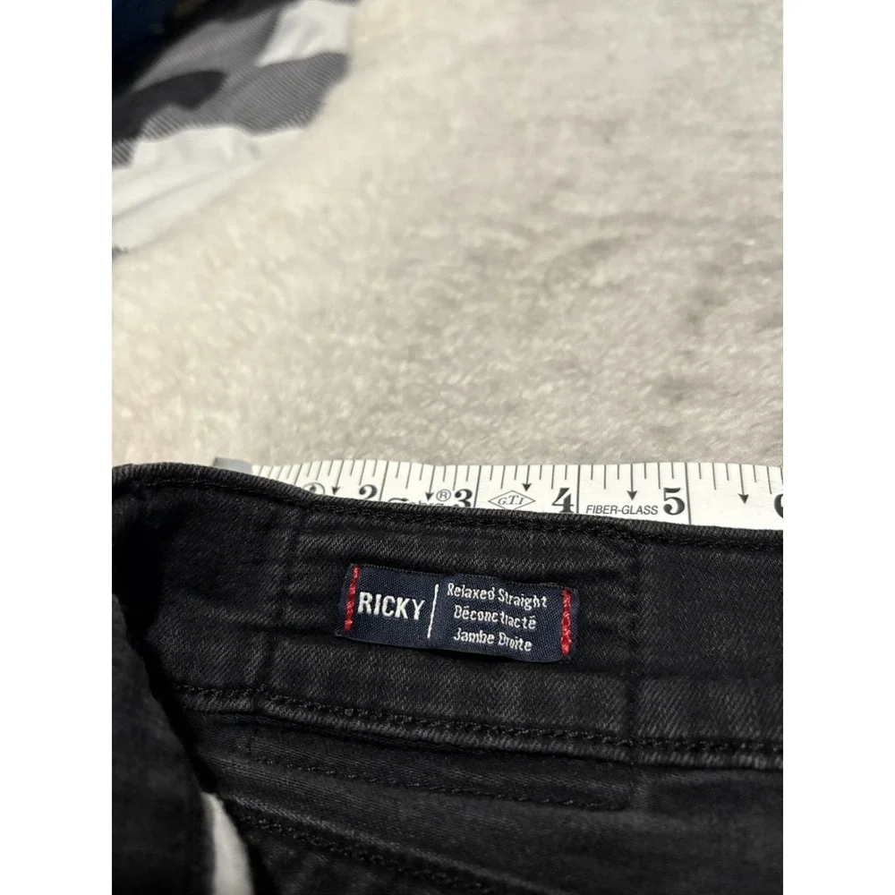 True Religion Ricky Relaxed Straight Shorts Size 42 Flap Pocket Distressed